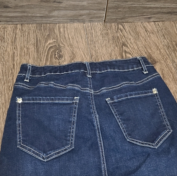 Dex Jean Skirt - Picture 10 of 11